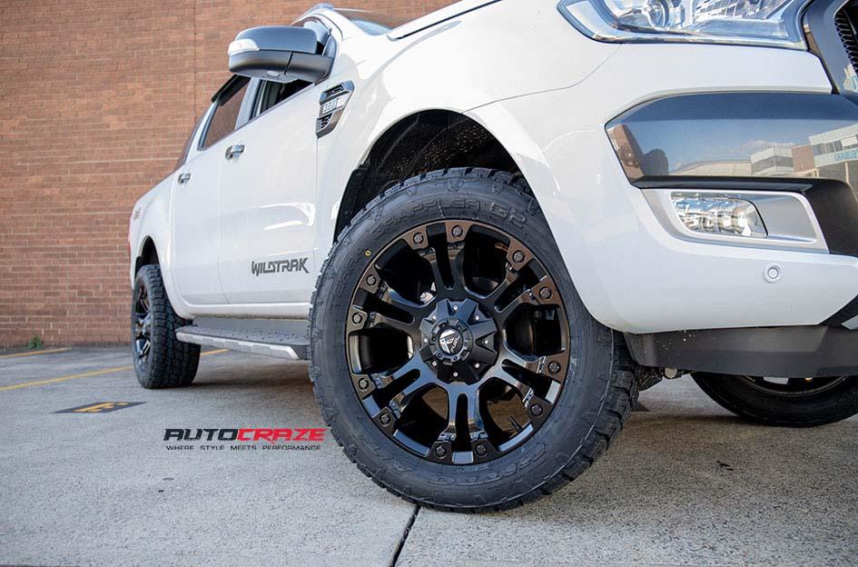 FORD-RANGER-VAPOR-MATTE-BLACK